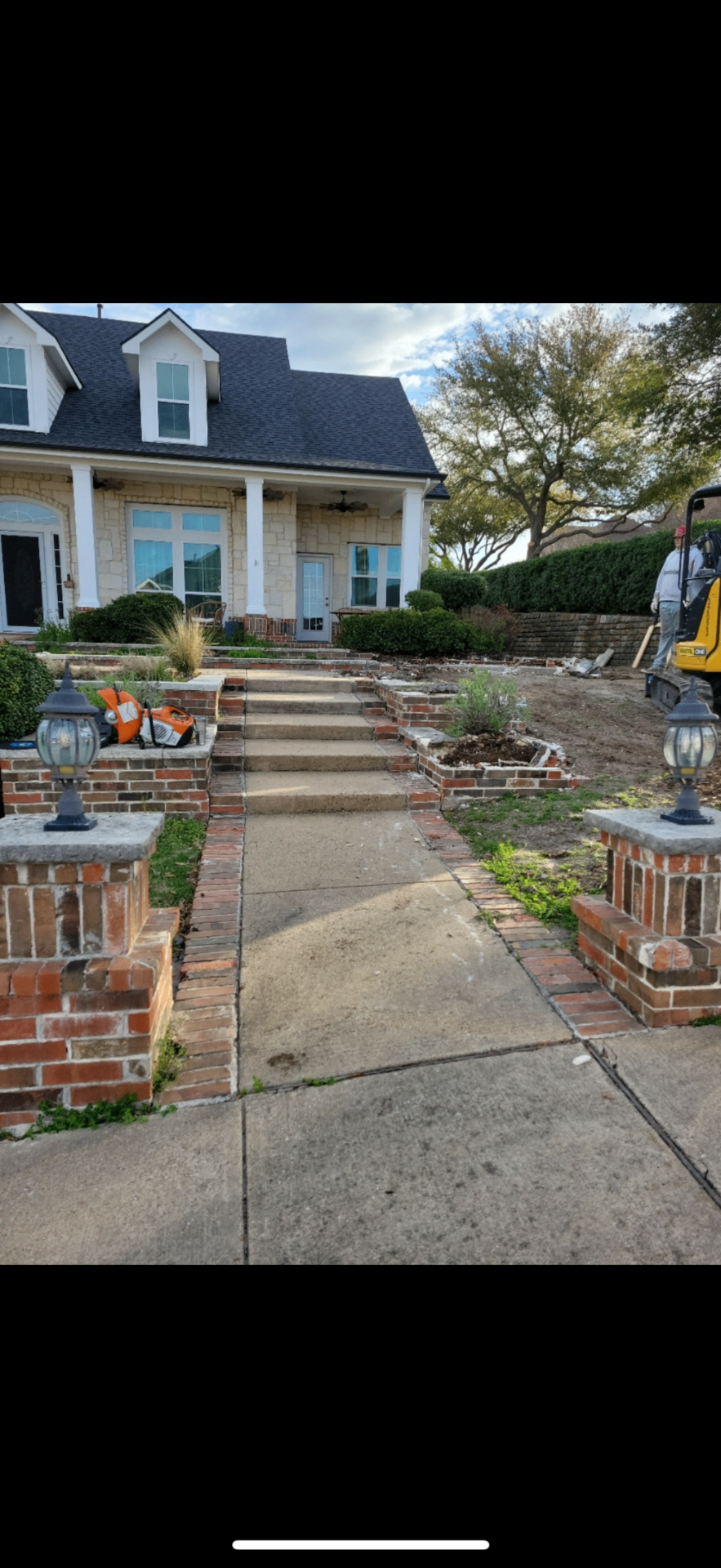 Front walkway and entry before renovation